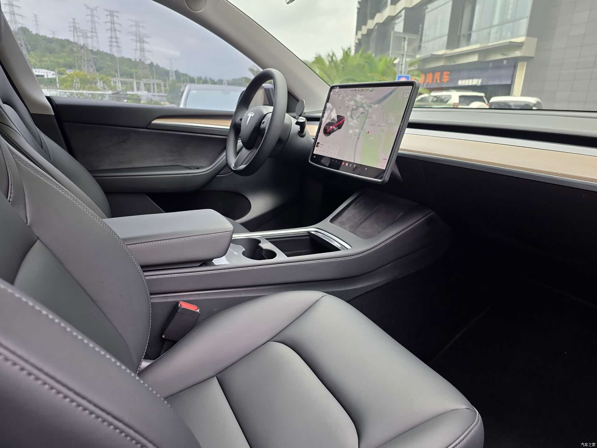 Tesla Model Y, 2021 14