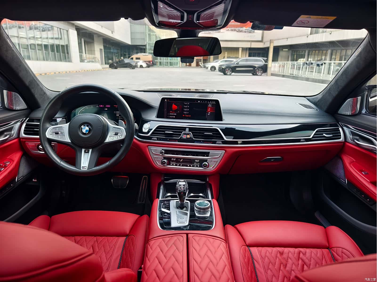 BMW 7 Series, 2022 все фото