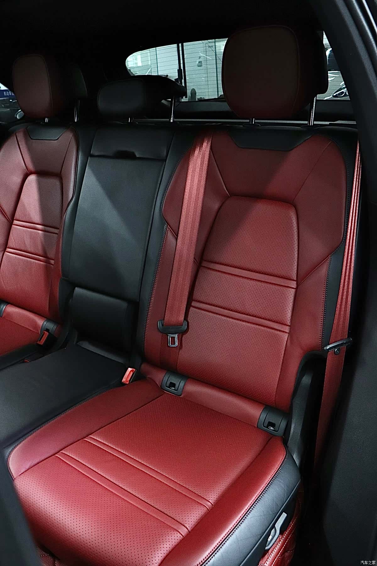 Porsche Cayenne, 2024 14