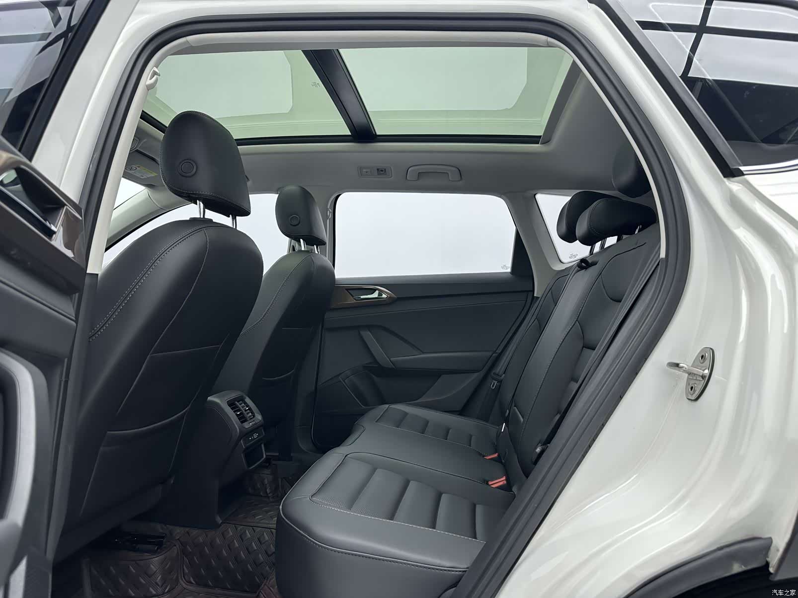 Volkswagen Tharu, 2023 6