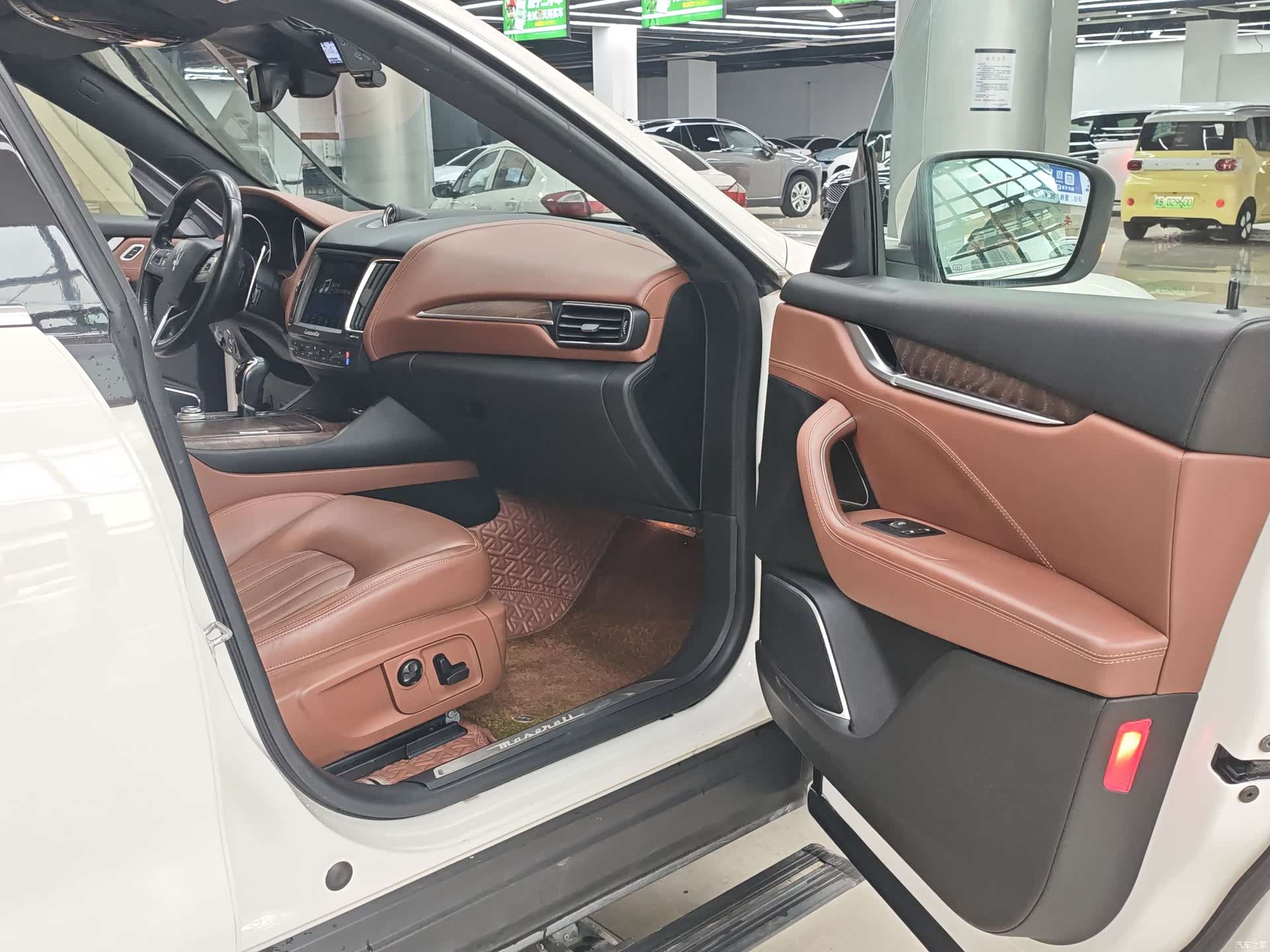 Maserati Levante, 2016 12