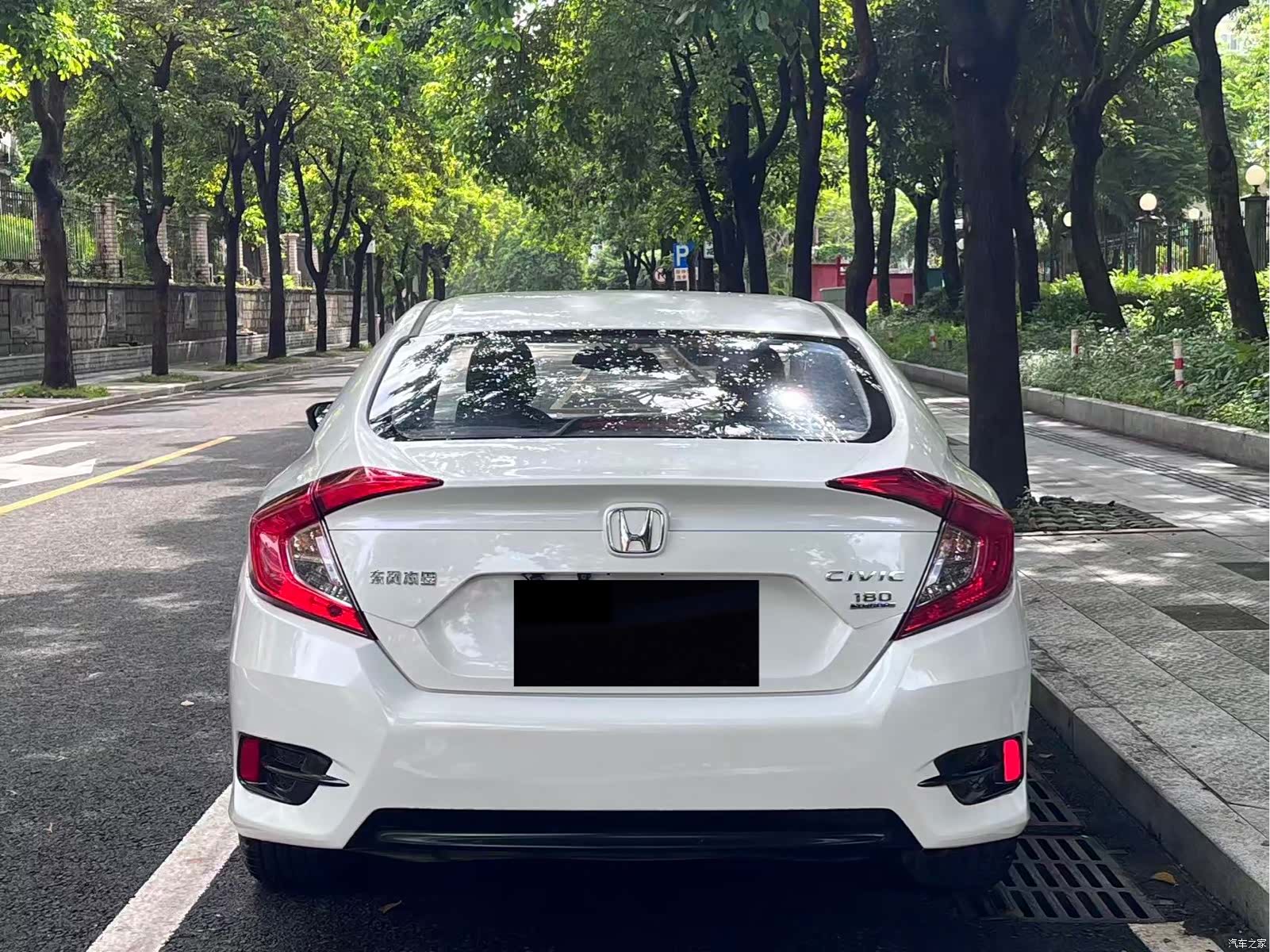 Honda Civic, 2019 16