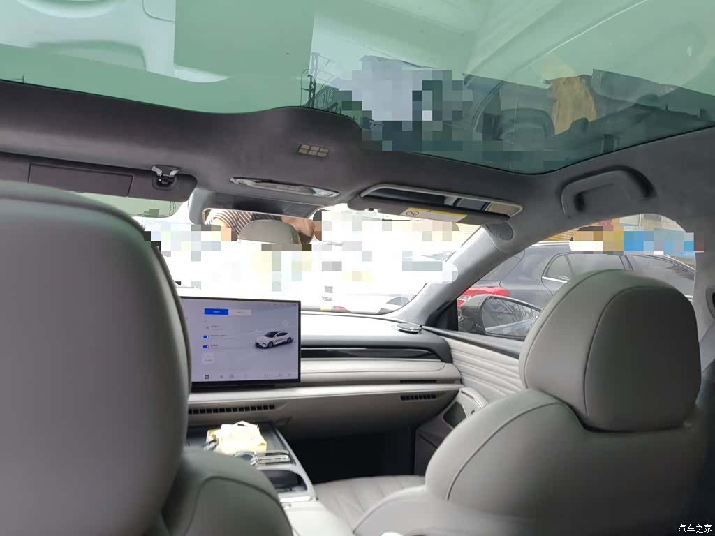 Geely 8, 2025 9