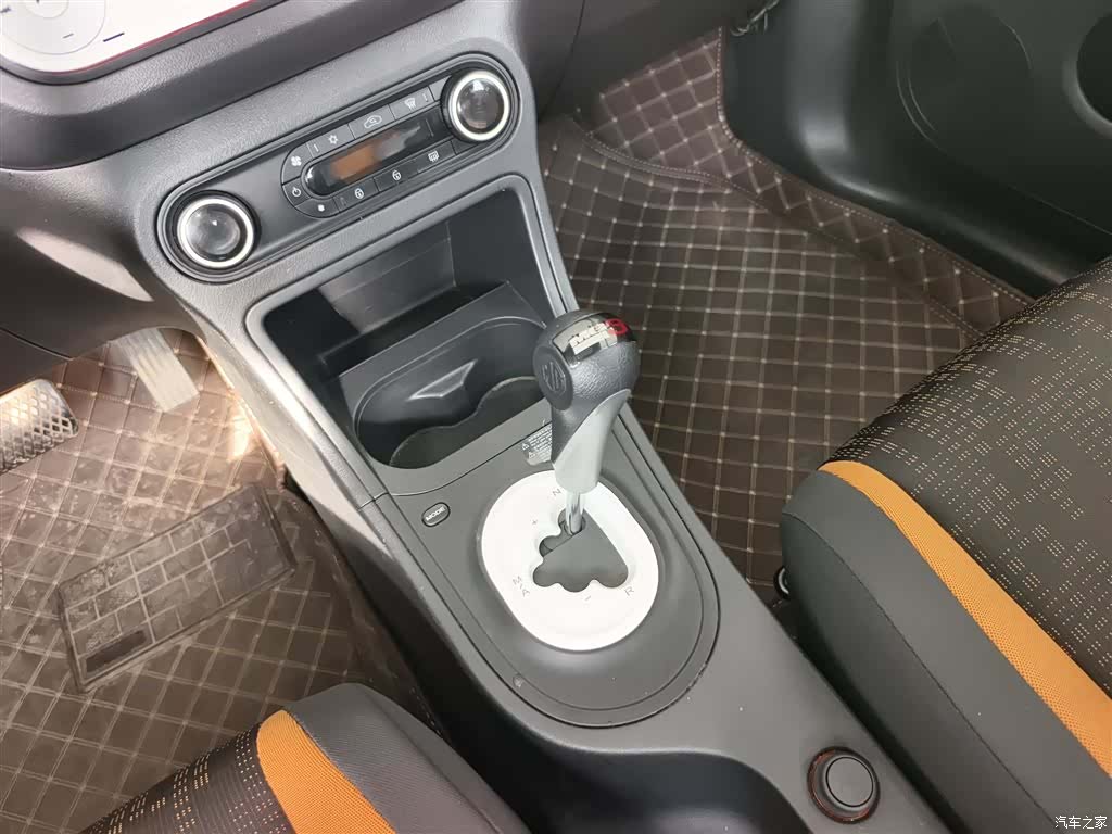 MG 3, 2017 6