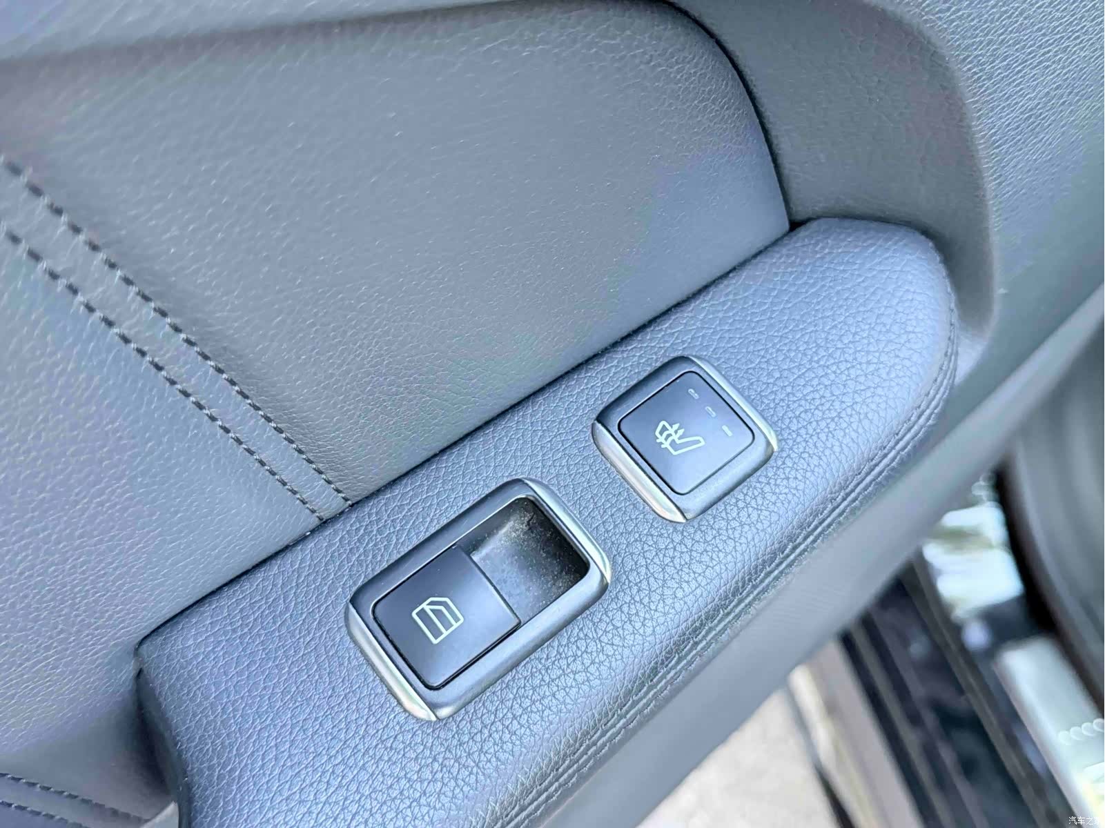 Mercedes-Benz E-Class, 2015 13
