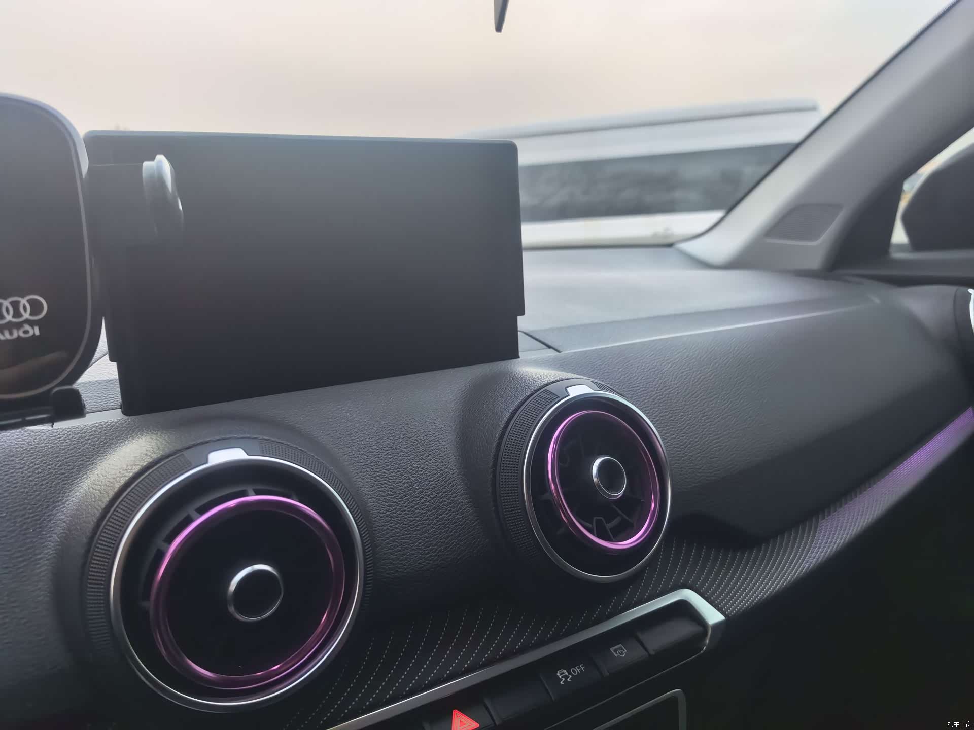 Audi Q2L, 2021 7