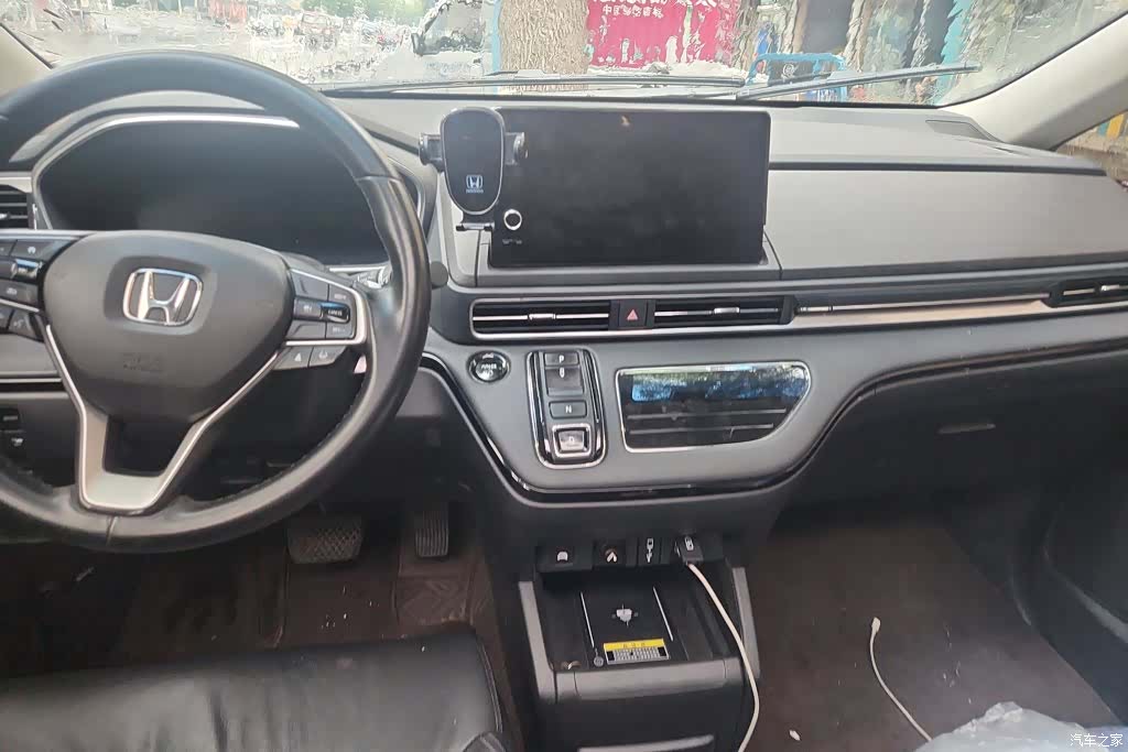 Honda Elysion, 2024 13