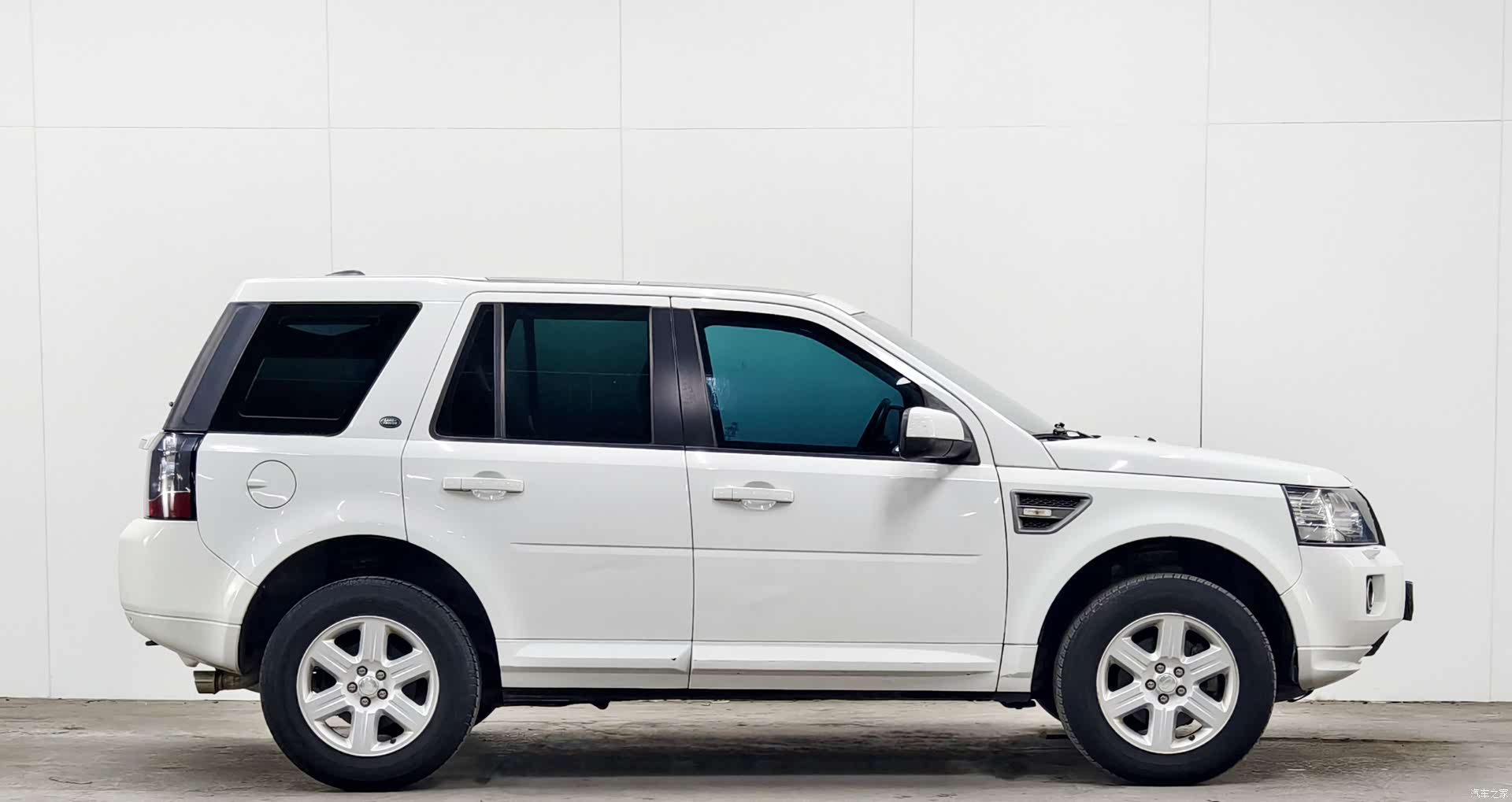 Land Rover Si4, 2014 8