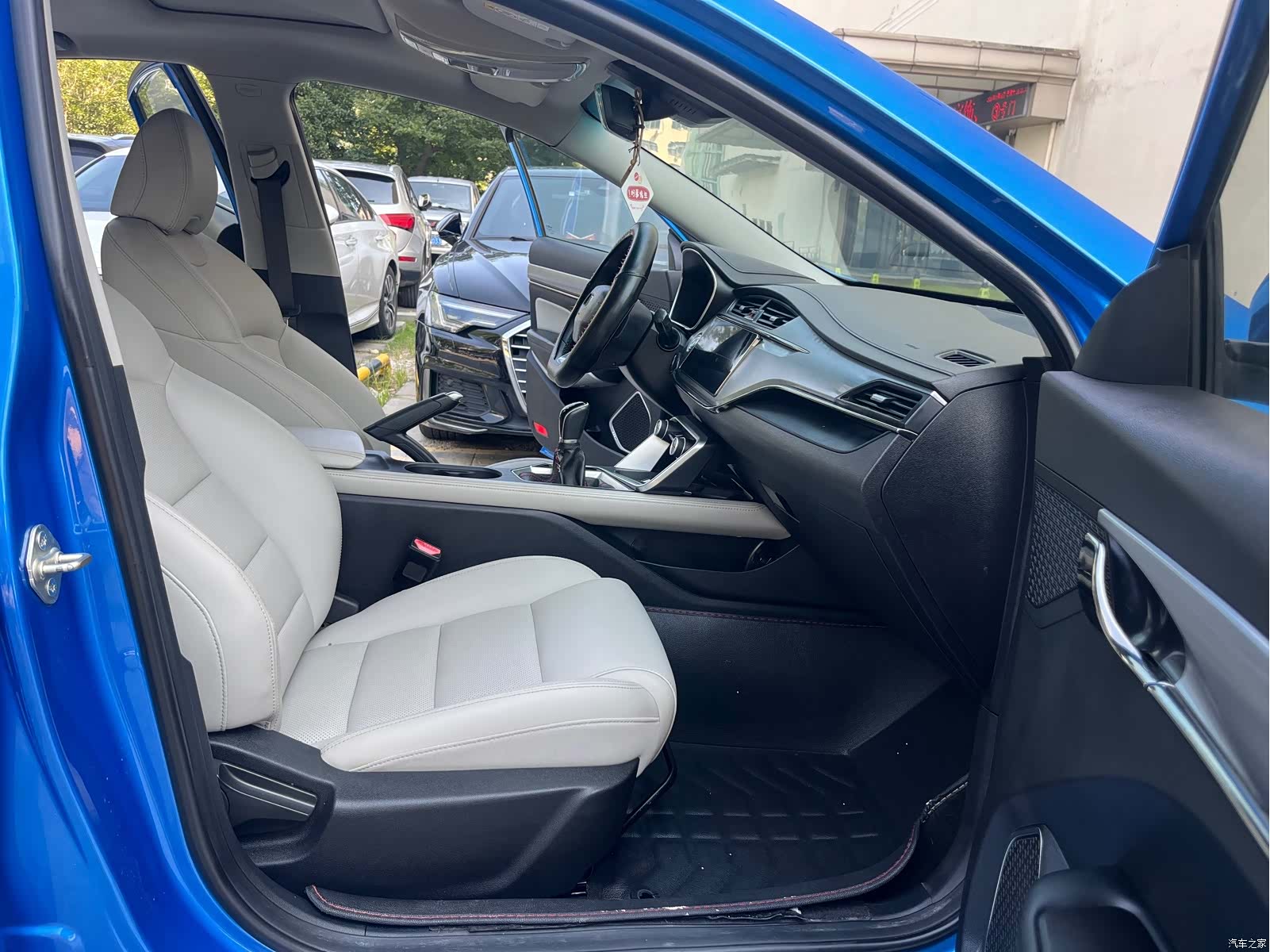 Geely Binray, 2018 9