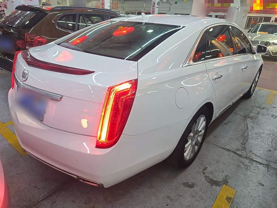 Cadillac XTS