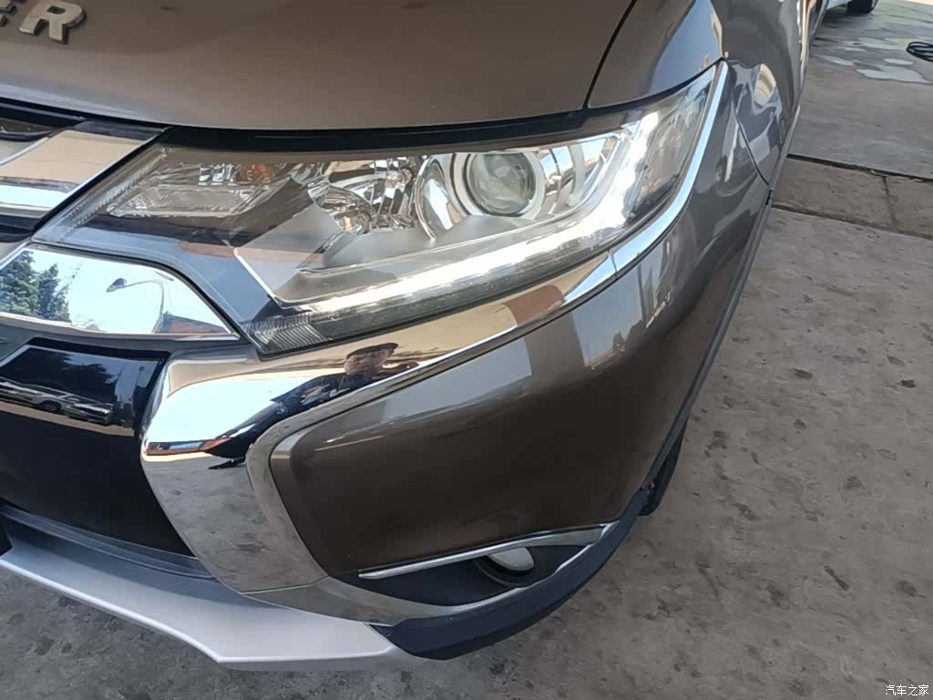 Mitsubishi Outlander, 2017 24