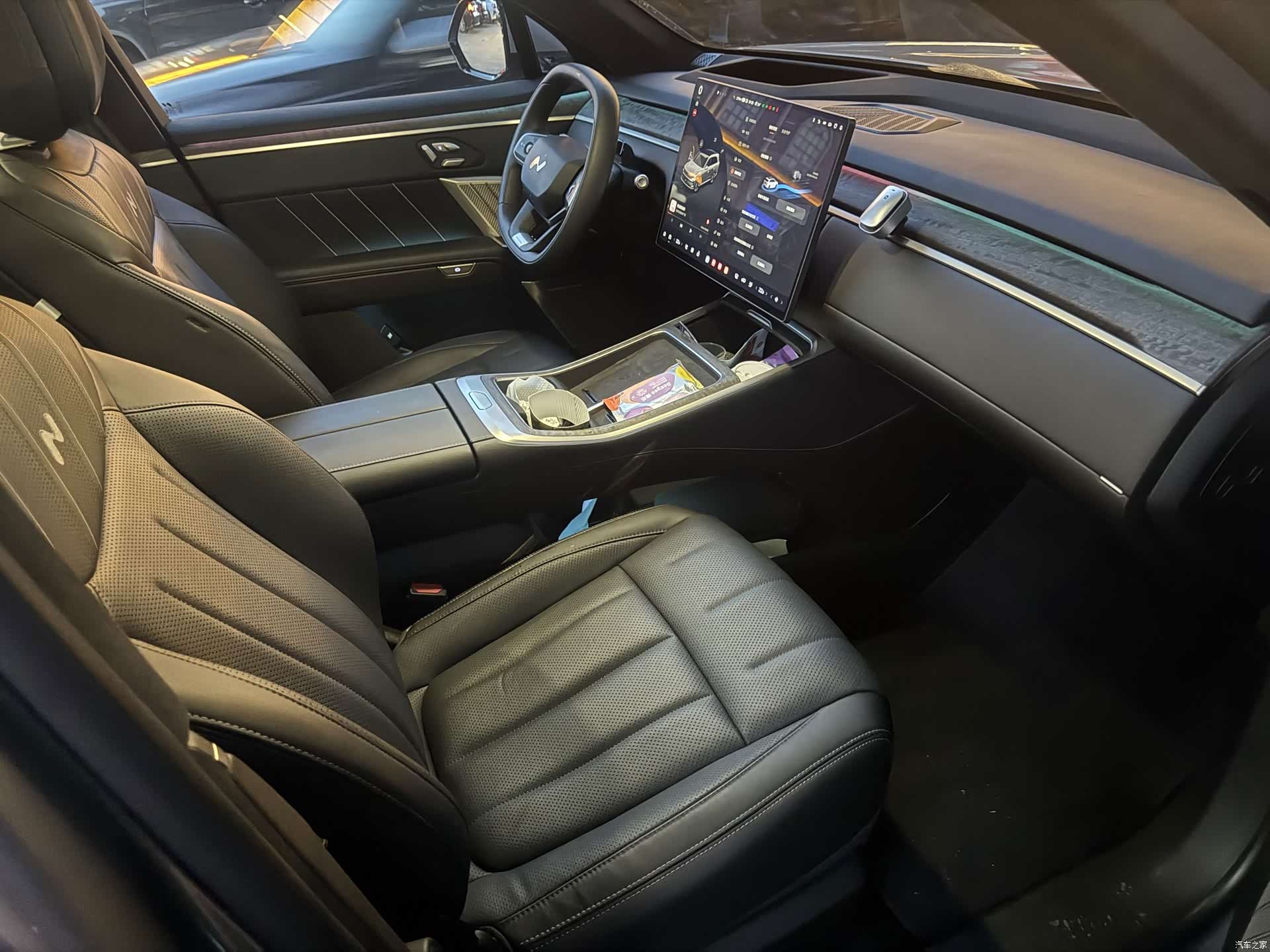 NIO L90, 2025 10