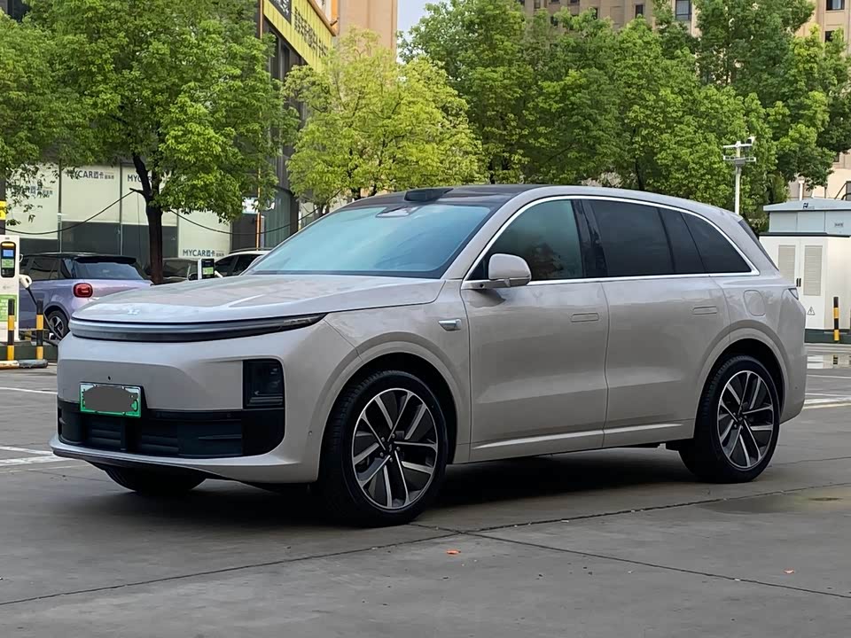 Li Auto Ideal L6