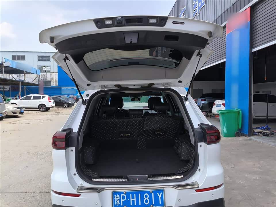 Chery Tiggo 8