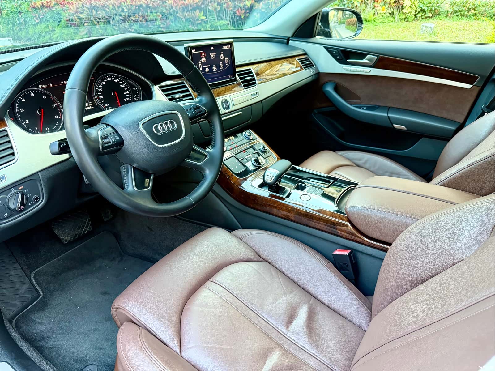 Audi A8L, 2013 12
