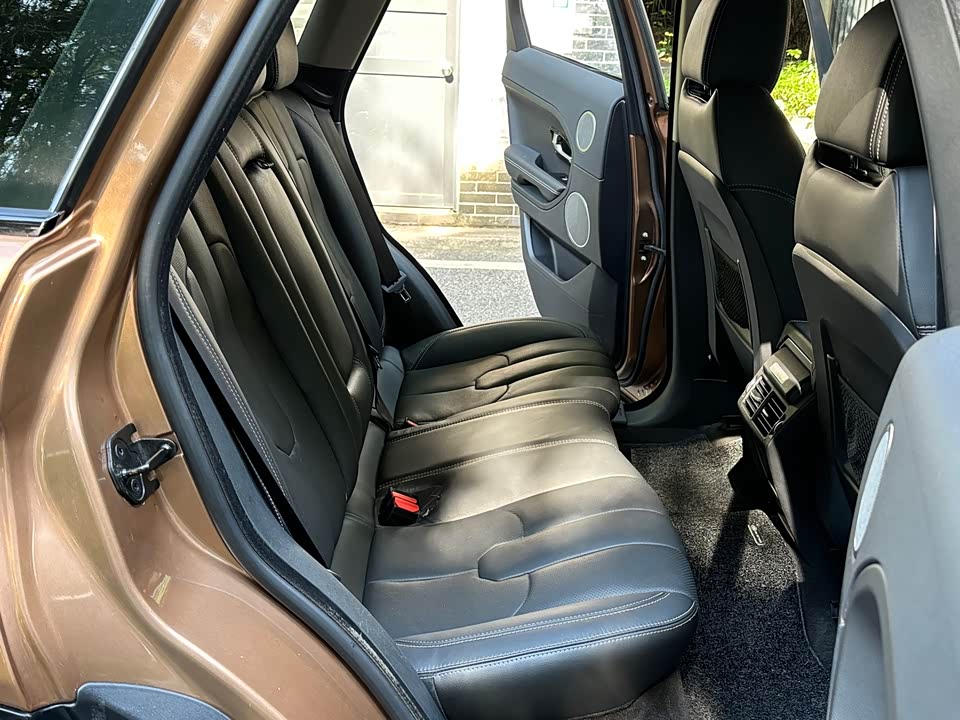 Land Rover Range Rover Aurora