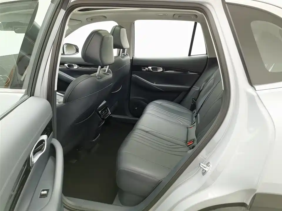 Geely Galaxy Galaxy E5