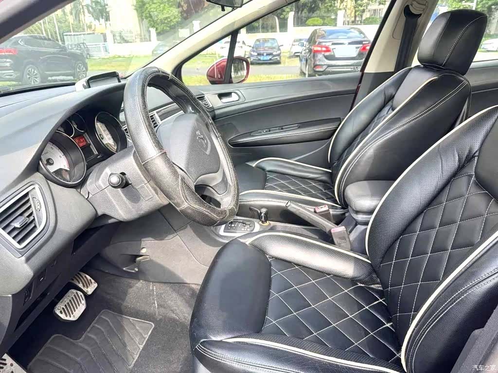 Peugeot 308, 2014 4