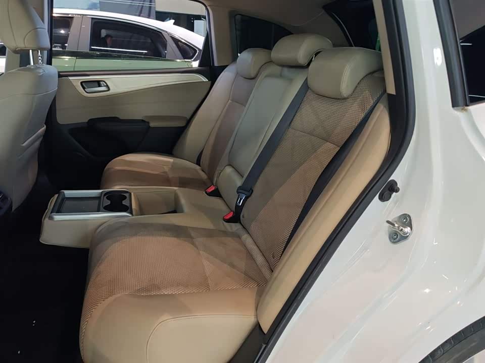 Honda Jade