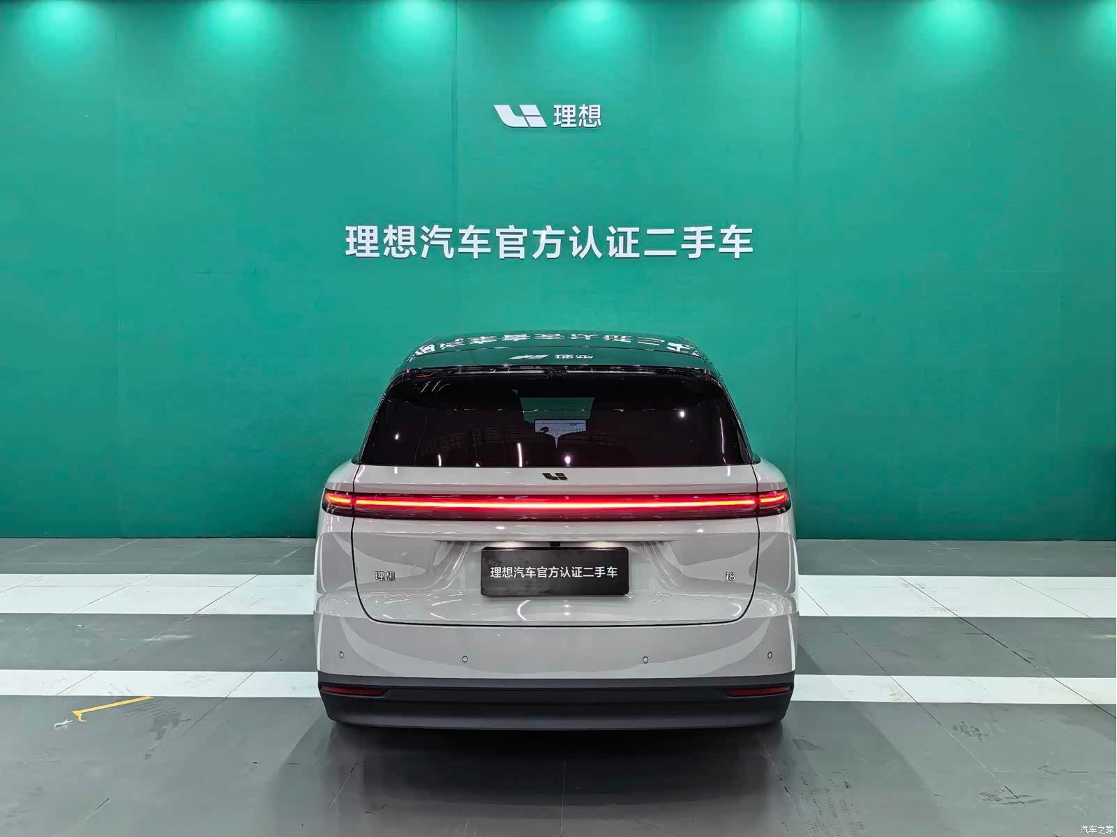 Li Auto i8, 2025 все фото