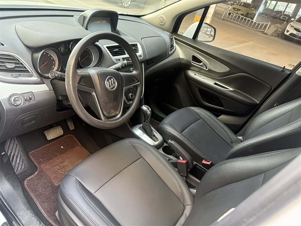 Buick Encore, 2016 14