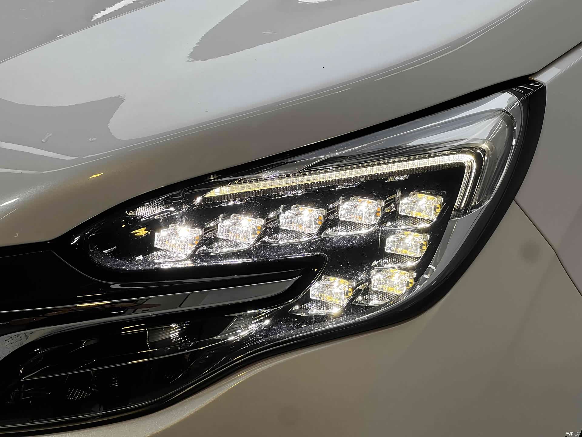 Buick GL8, 2022 11