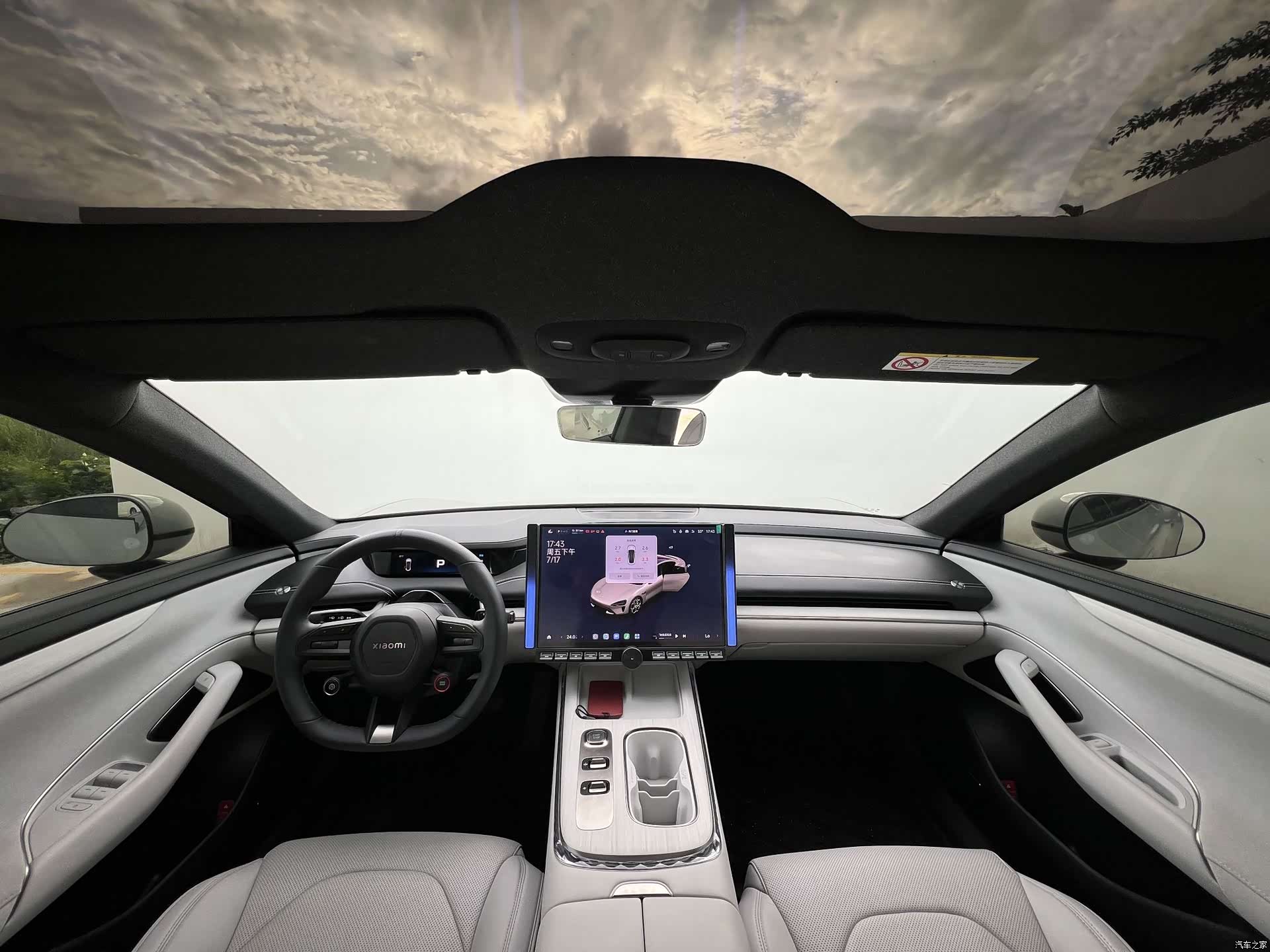 Xiaomi SU7, 2025 12