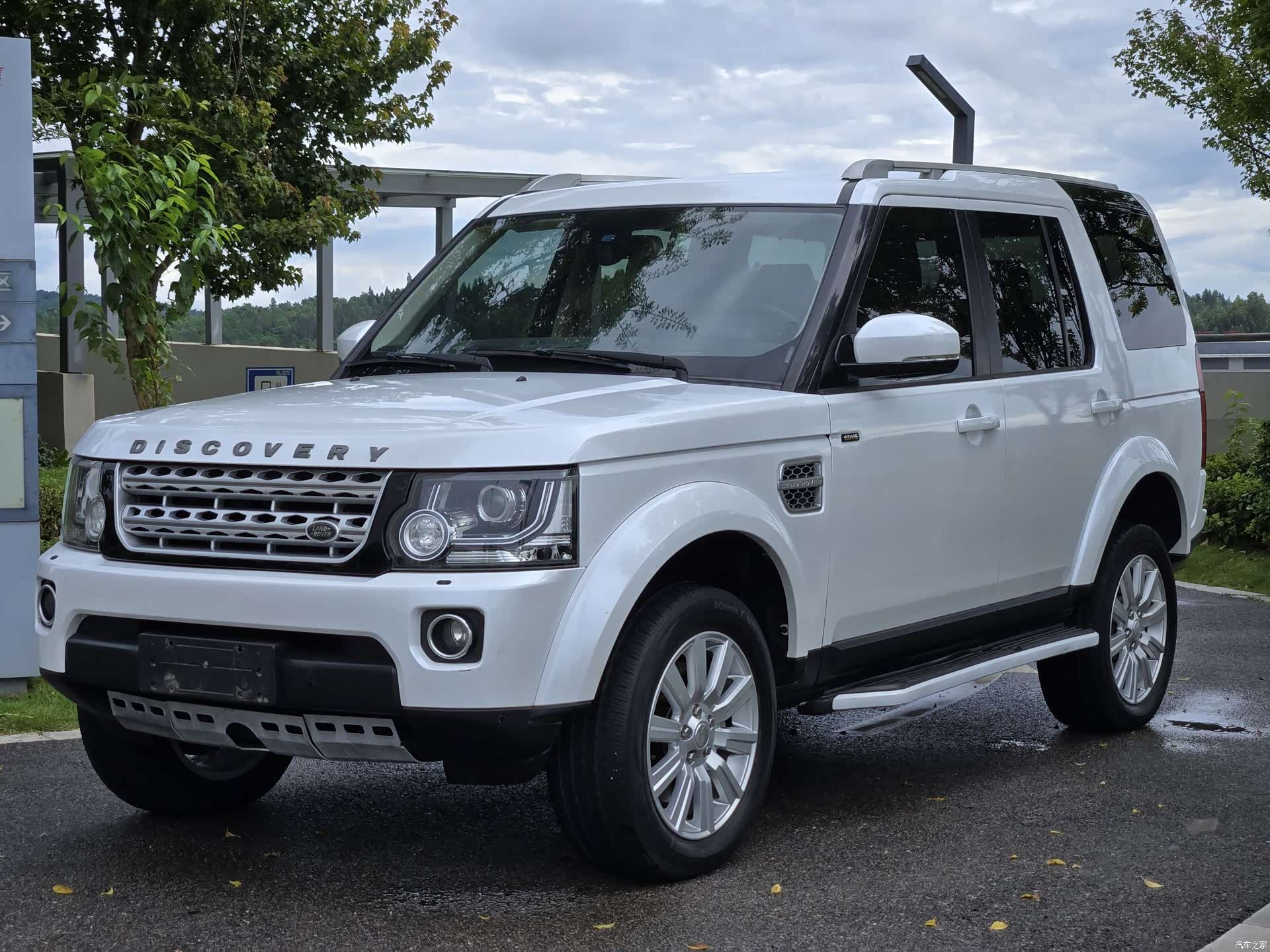 Land Rover Discovery, 2014 1