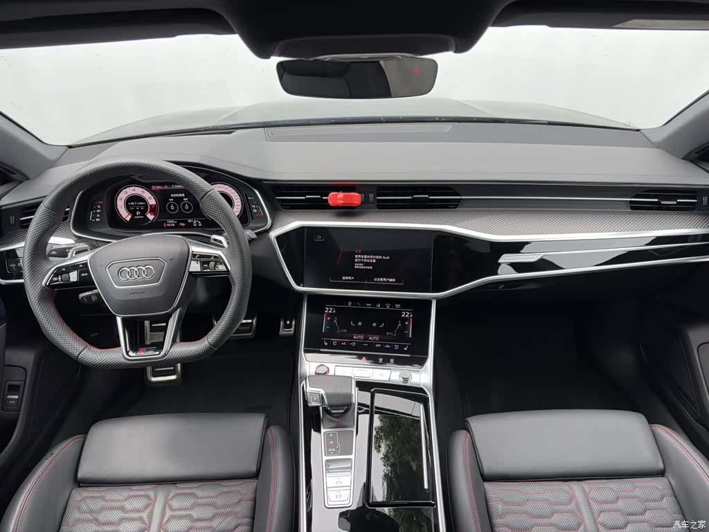 Audi RS, 2025 9