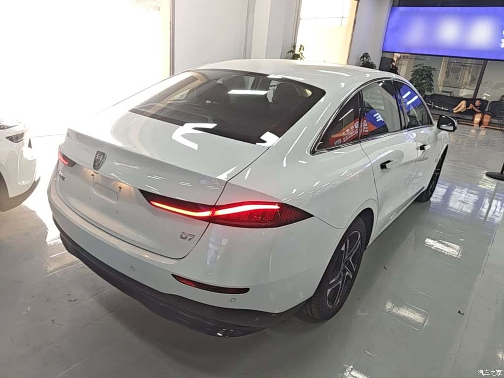 Roewe D7, 2025 7
