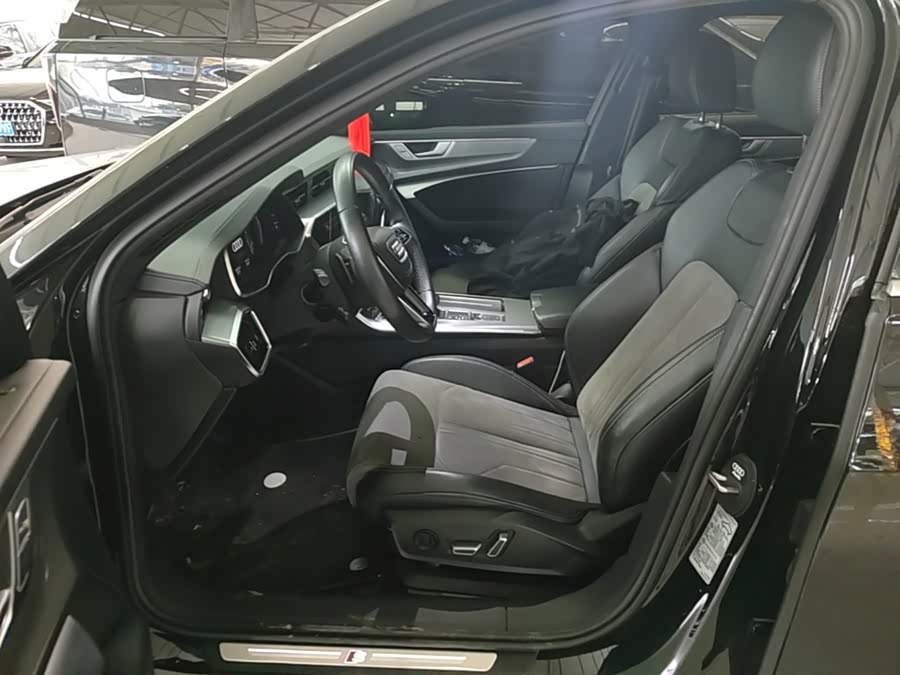 Audi A6L 2023, фото 14