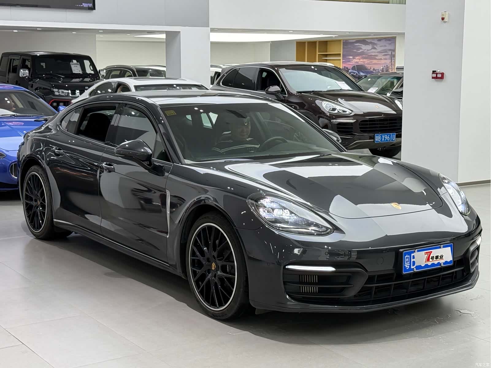 Porsche Panamera, 2021 3
