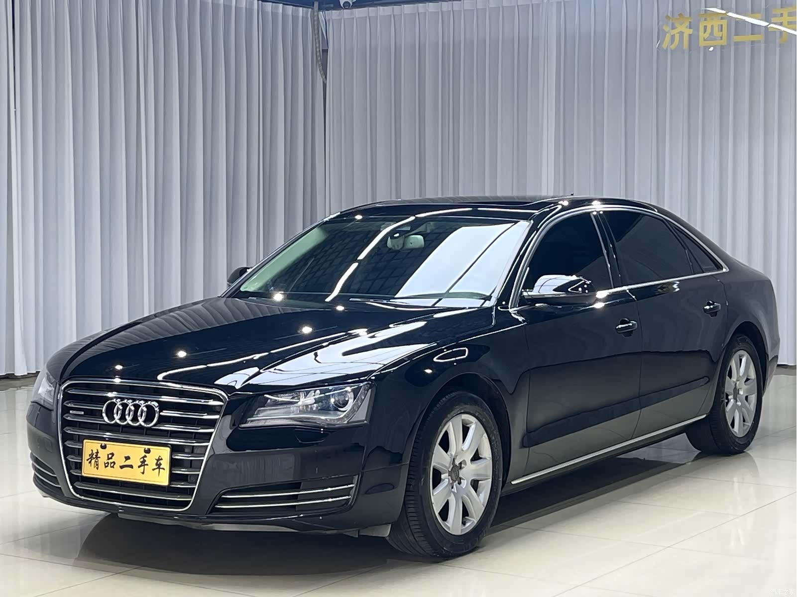 Audi A8L, 2012 1