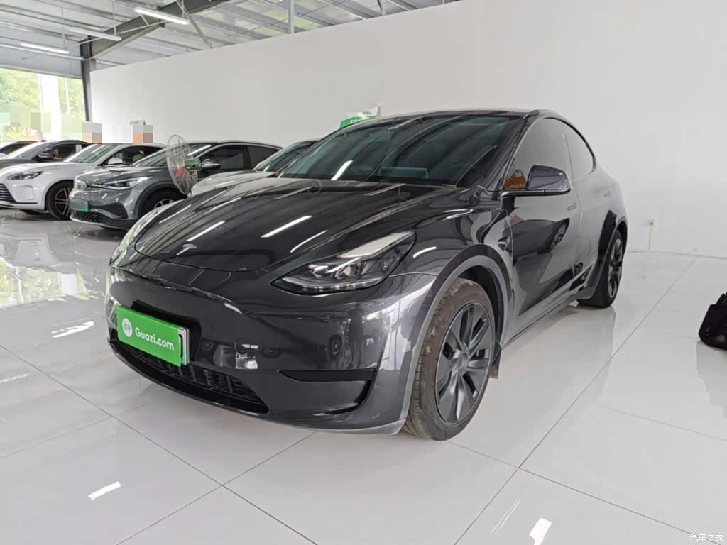 Tesla Model Y, 2024 2
