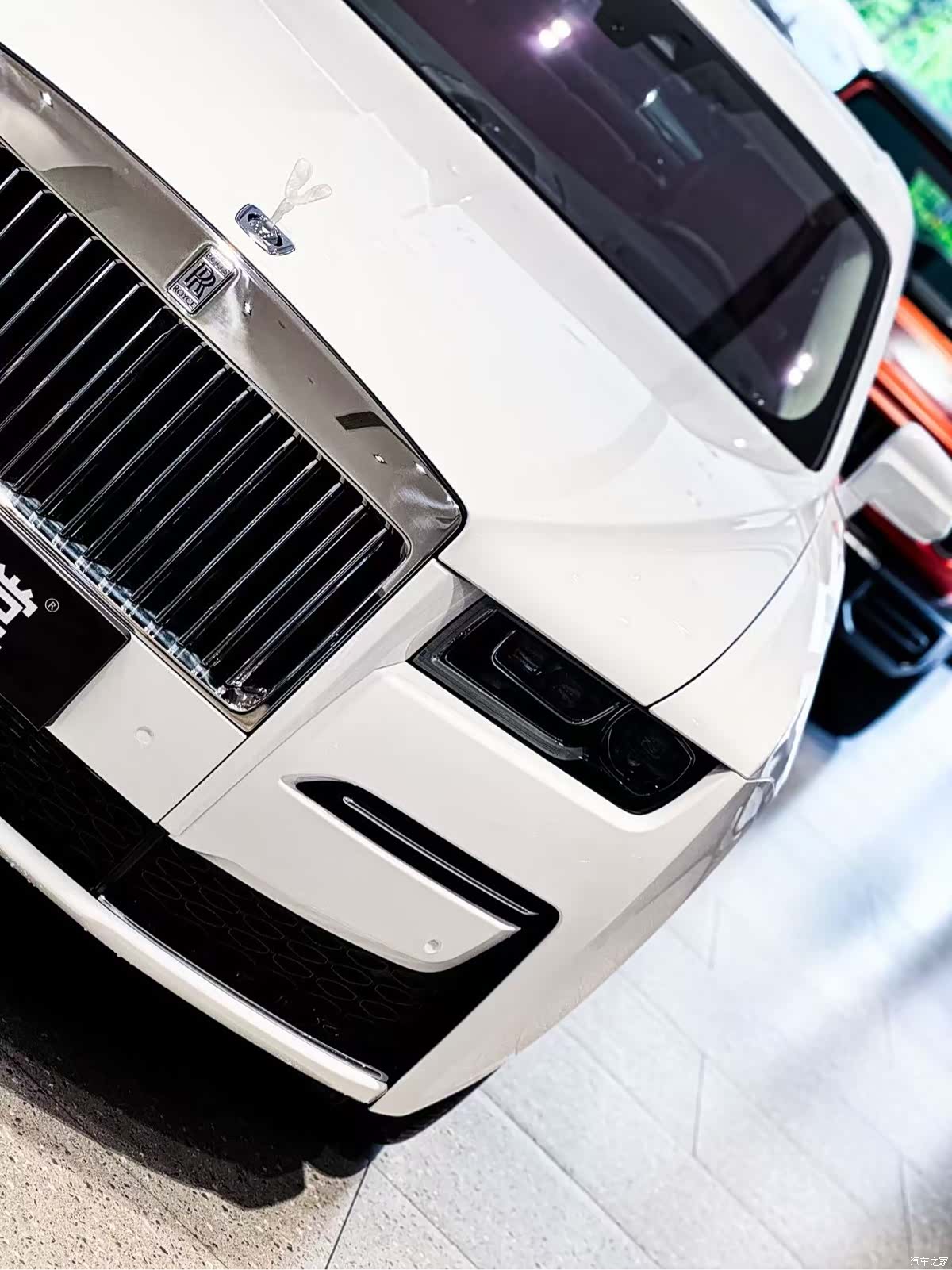 Rolls-Royce Ghost, 2024 4