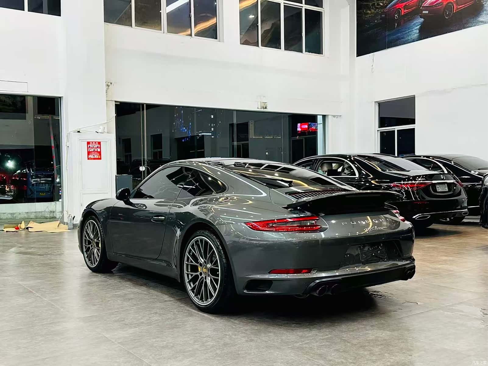 Porsche 911, 2018 4