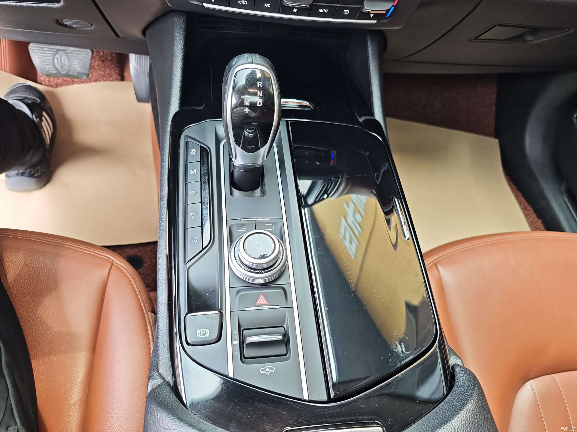 Maserati Levante, 2017 14