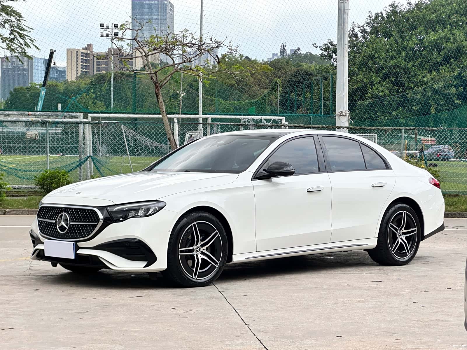 Mercedes-Benz E-Class, 2024 1