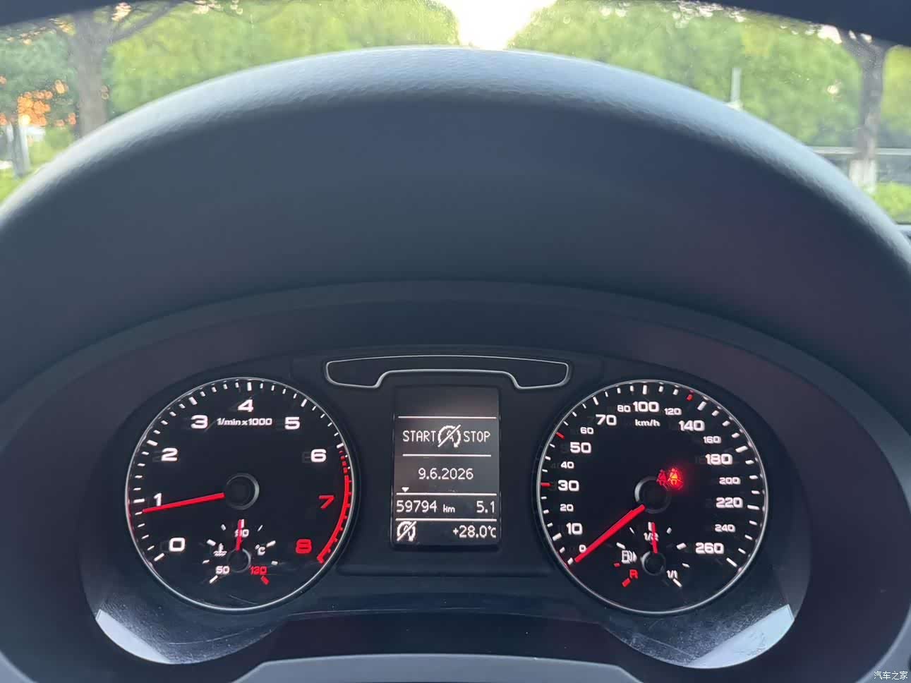 Audi Q3, 2015 10