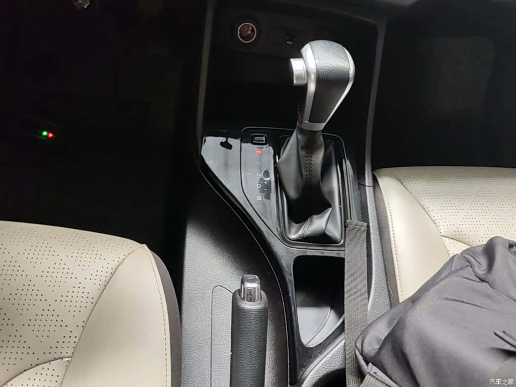 Wuling 730, 2021 14