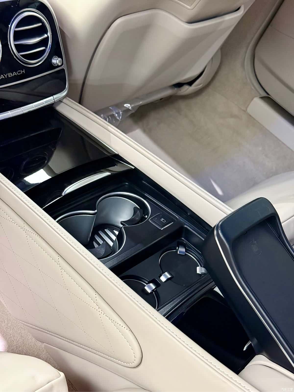 Maybach S-Class, 2018 25
