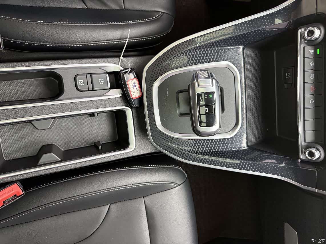 Haval M6, 2022 15