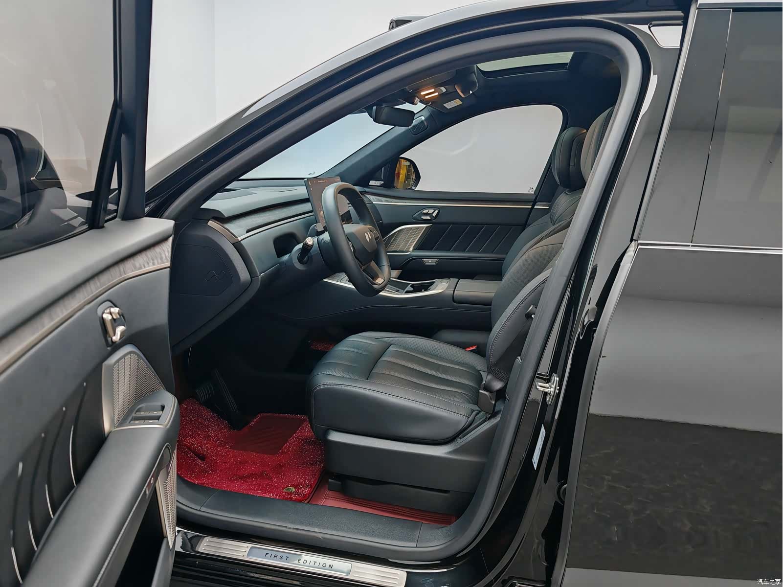 NIO L90, 2025 14