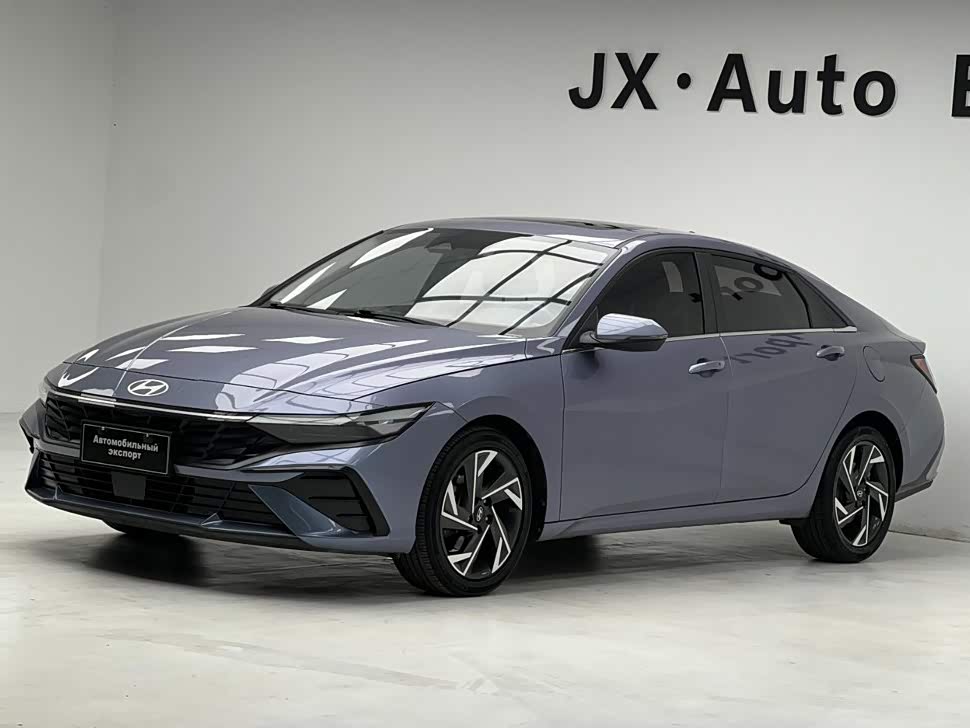 Hyundai Elantra 2023 1.5L CVT LUX Luxury