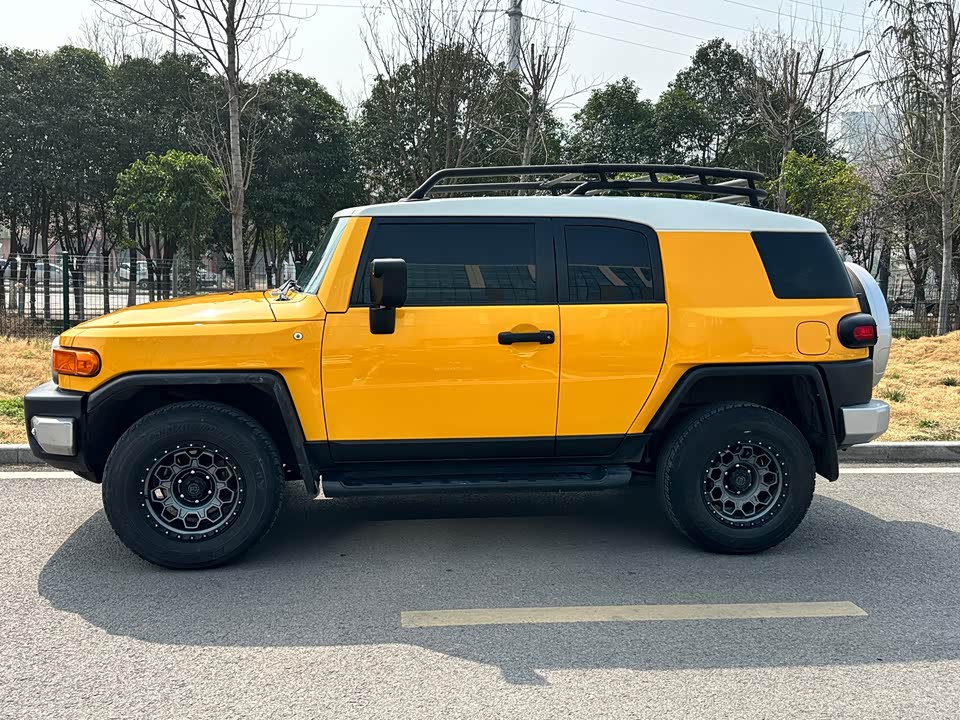 Toyota FJ Cool Luze