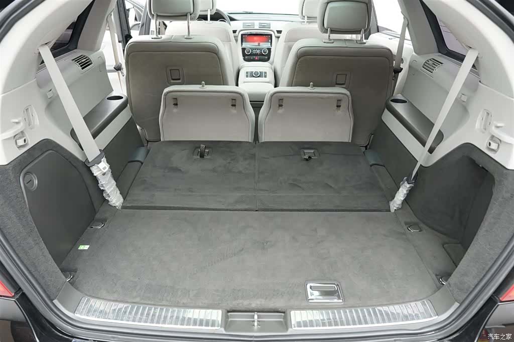 Mercedes-Benz R-Class, 2016 27
