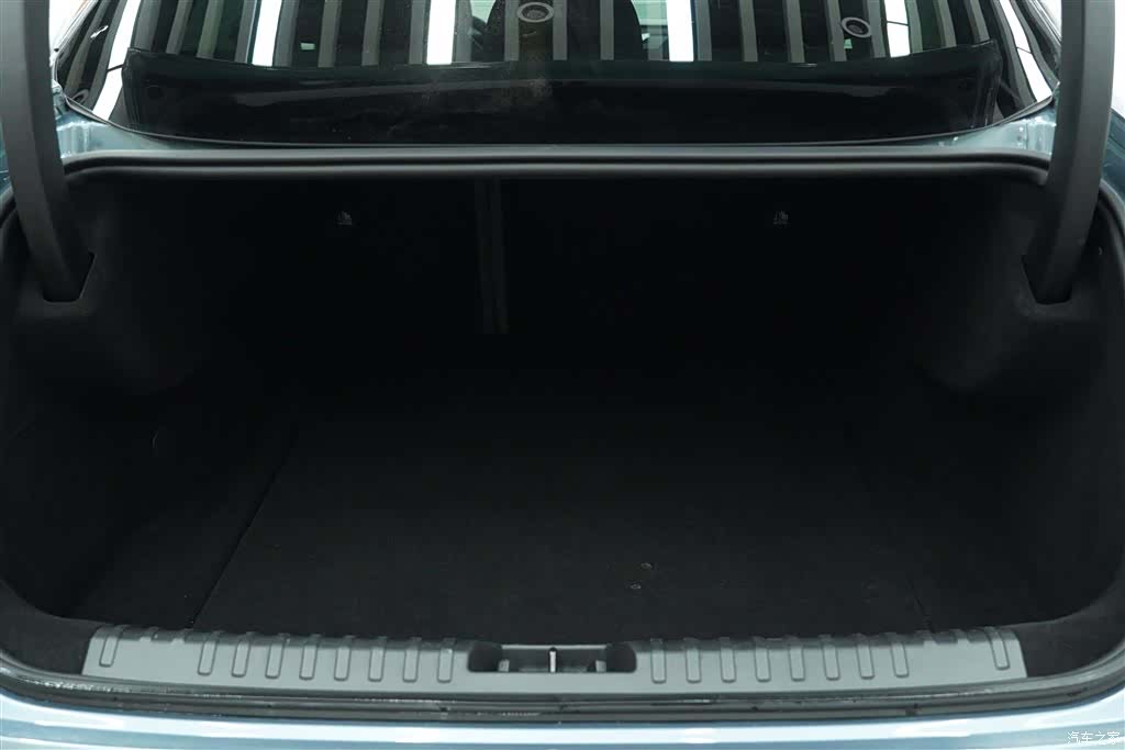 Lynk & Co 02, 2024 15