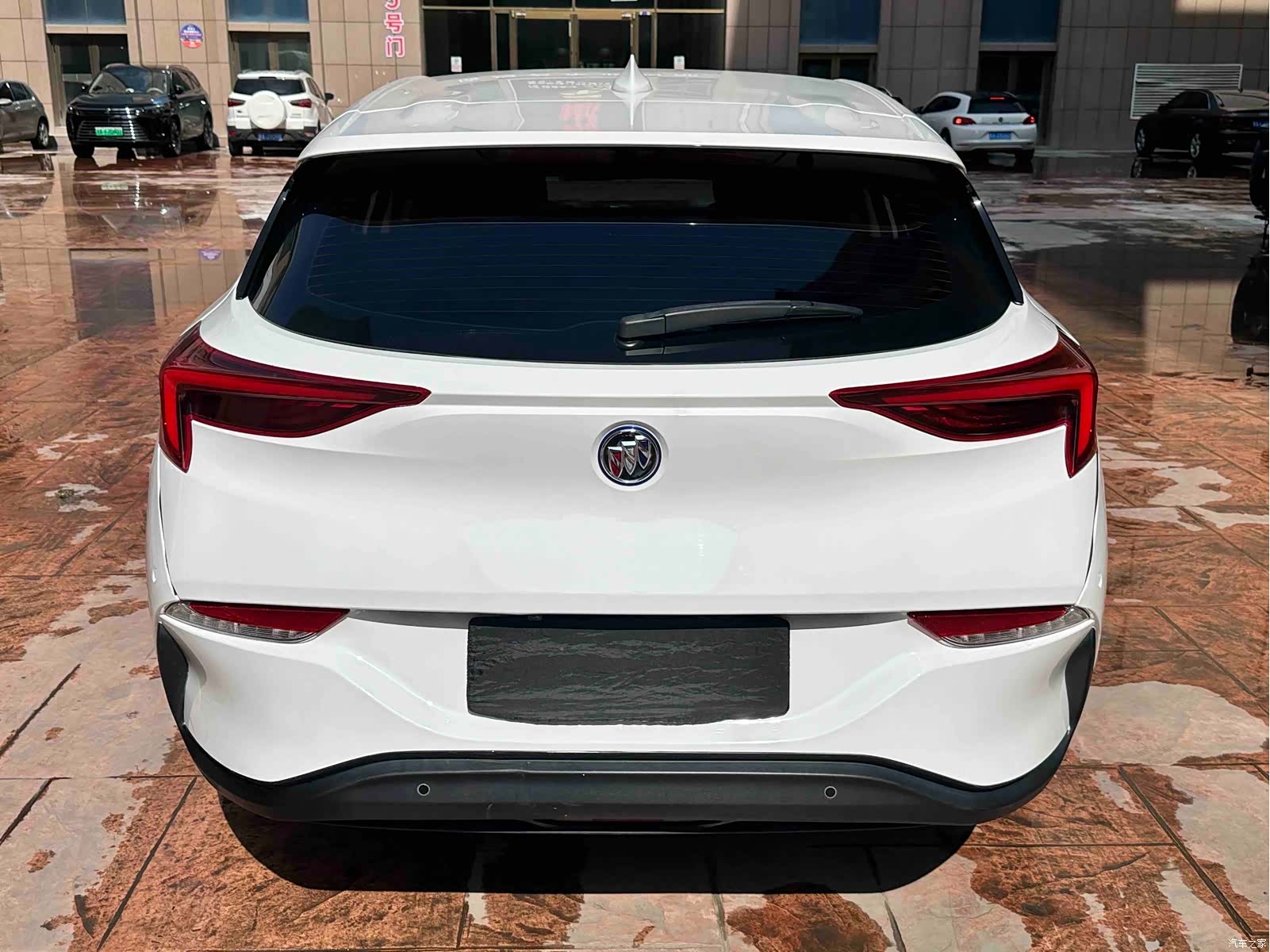 Buick Velite, 2021 9