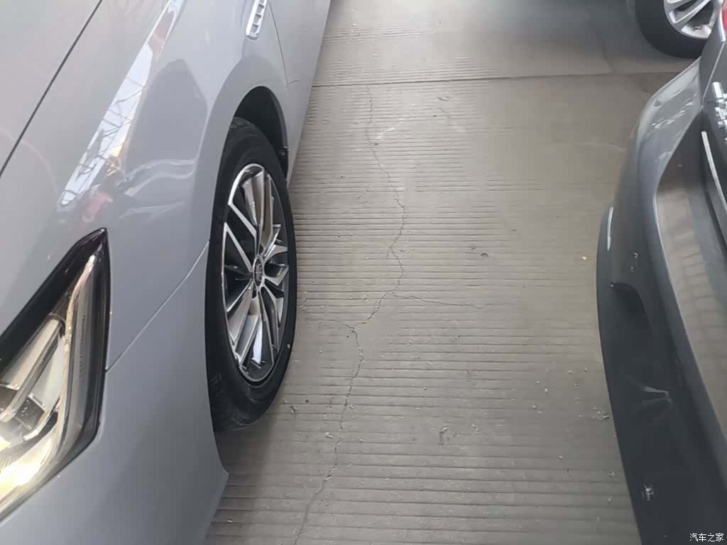 BYD Qin, 2022 25