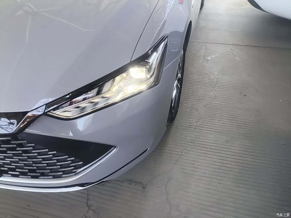 BYD Qin, 2022 18